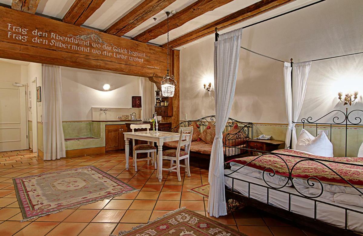 Hotel Orphée Andreasstadel Ratisbona Esterno foto